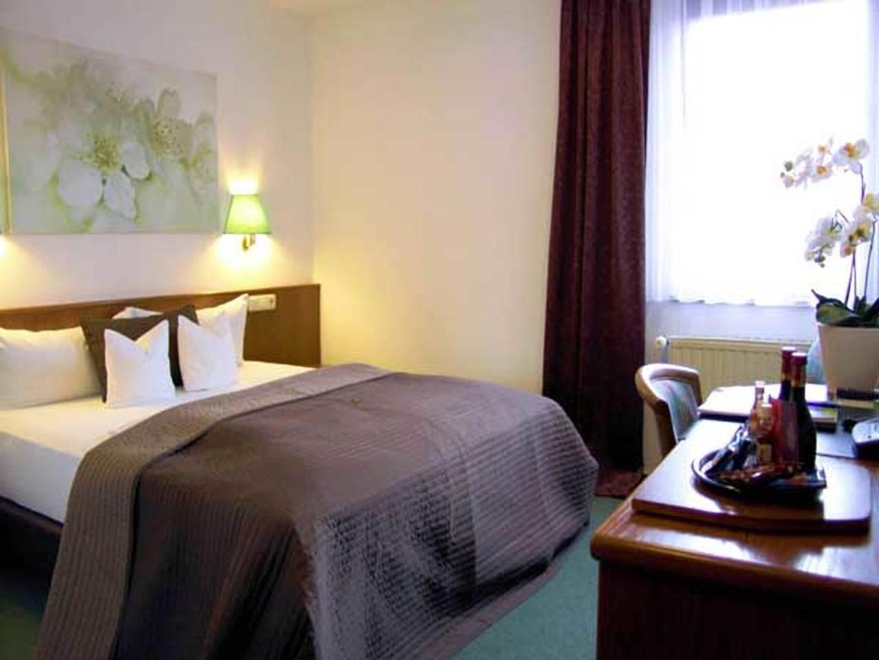 Hotel Promenadenhof Weissensee  Екстериор снимка